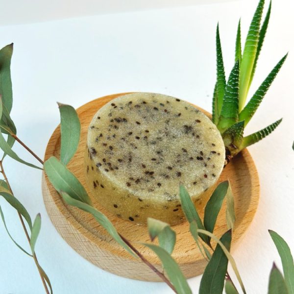 Body scrub bar with kiwi seeds and lemongrass