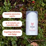Barojošs sejas krēms sausai ādai no Vegan Fox